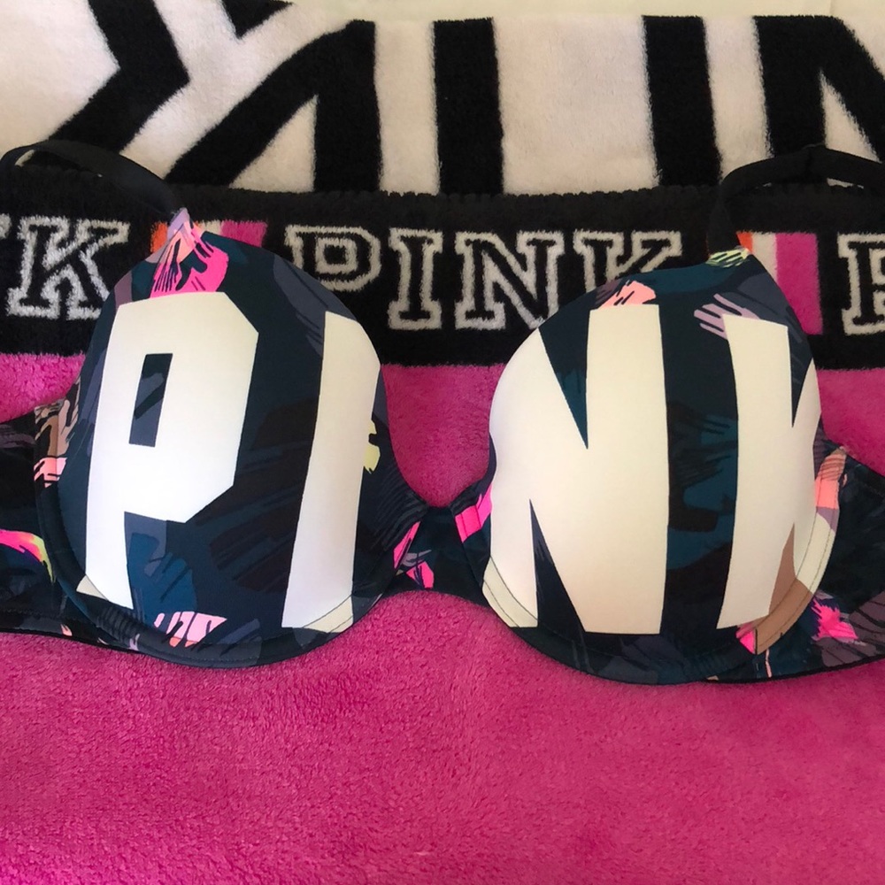 VS PINK t-shirt bra